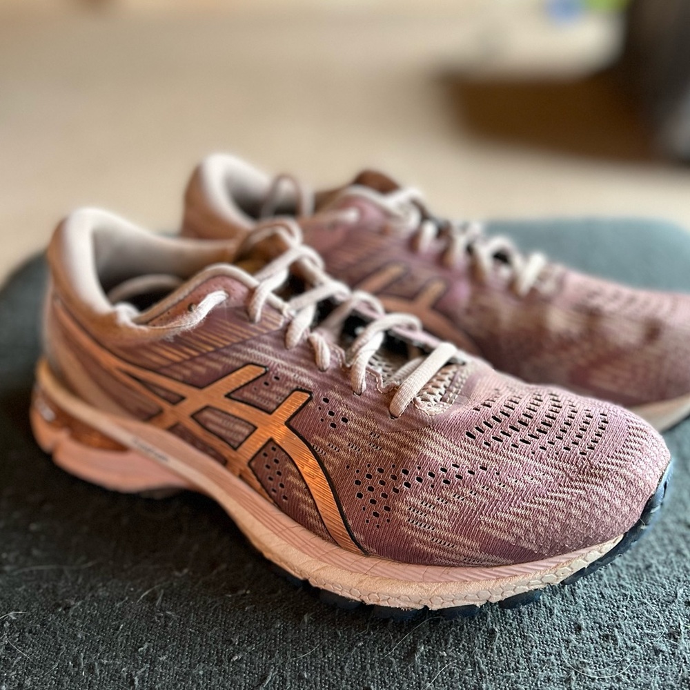 ASICS GT-2000 8 Running Shoes Women’s 7.5 wide